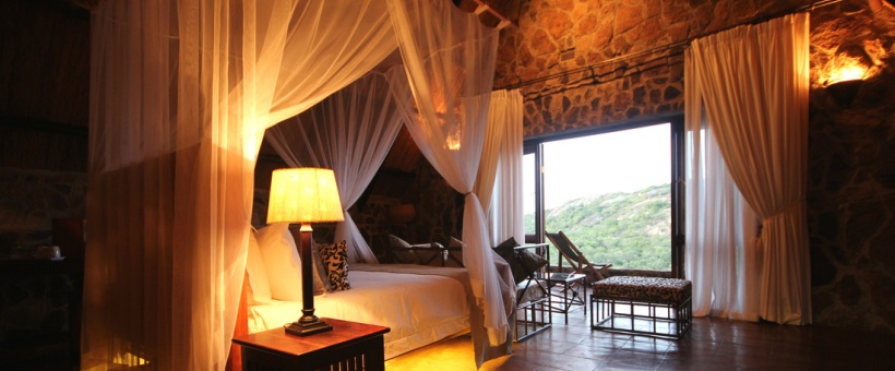 Big Cave Camp, Matabos, Zimbabwe - www.safaris101.com