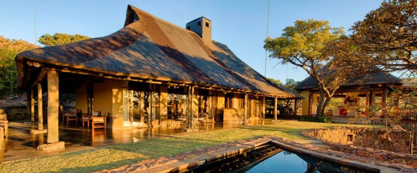 Ekuthuleni Lodge, Welgevonden Reserve - www.safaris101.com