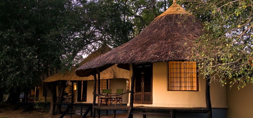 Nsefu Camp (South Luangwa National Park) Zambia - www.safaris101.com