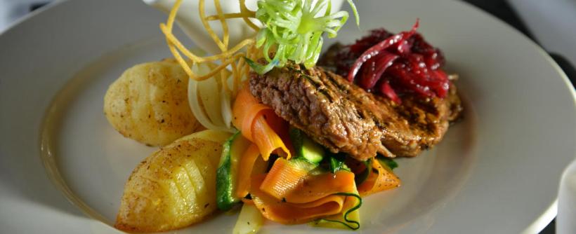 Ghoha Hills Savuti Lodge (Chobe National Park) Botswana - www.photo-safaris.com