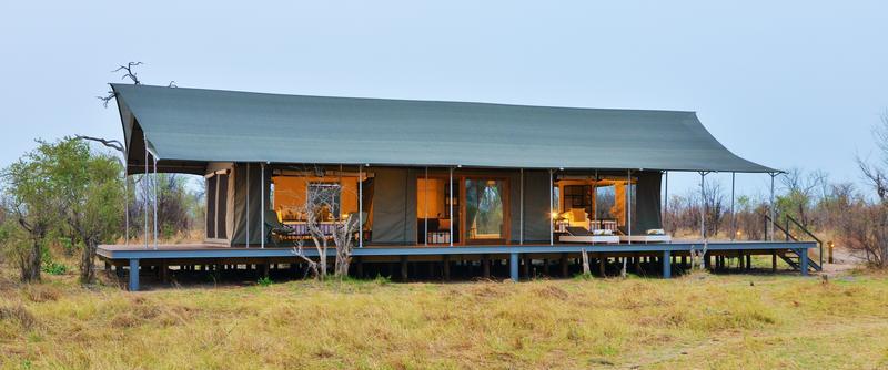 Nogatsaa Pans Lodge Lodge (Chobe National Park) Botswana - www.photo-safaris.com
