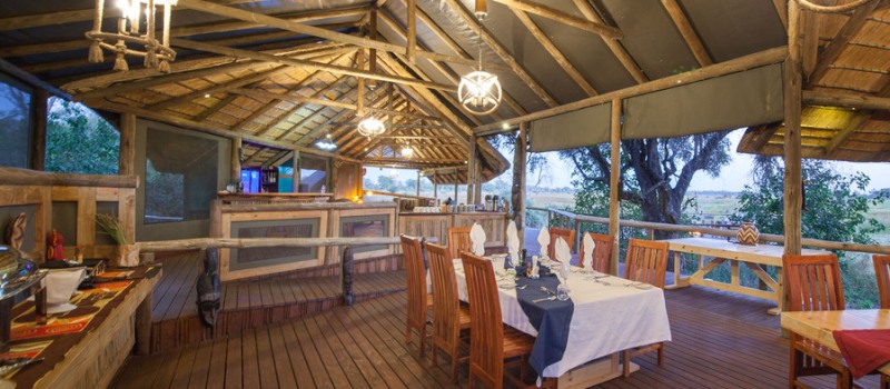 Rra Dinare Camp (Okavango Delta) Botswana - www.safaris101.com