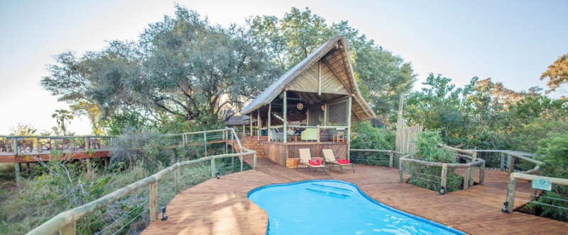 Rra Dinare Camp (Okavango Delta) Botswana - www.safaris101.com